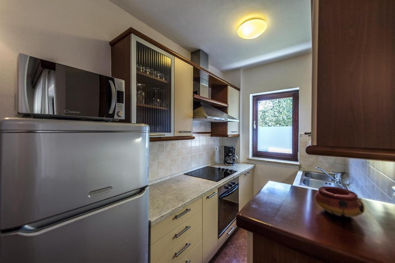 Spacious Three-Bedroom Villa Balun With Pool Porec Esterno foto