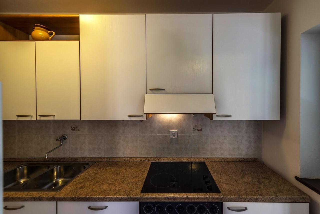 Spacious Three-Bedroom Villa Balun With Pool Porec Esterno foto